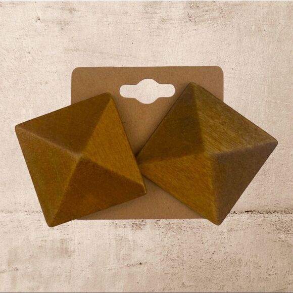 Clip-On Brown Wood Pyramid / Square Earrings - Picture 6 of 7
